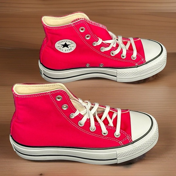 Converse Women's Chuck Taylor All Star Lift Platform Sneakers Pink Size 6 New